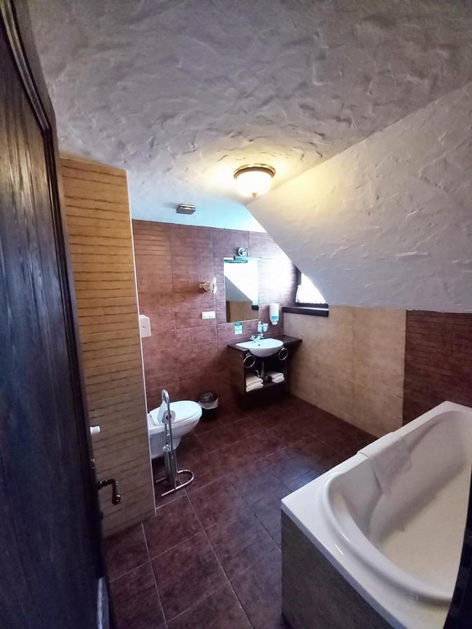 Sari Udvar Dunakiliti Extérieur photo
