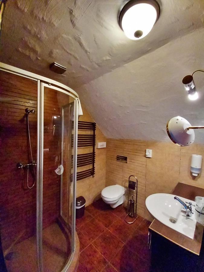 Sari Udvar Dunakiliti Extérieur photo